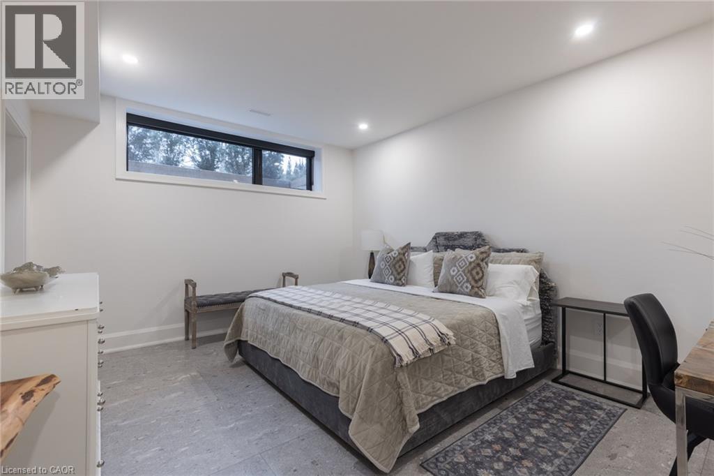 540 Patricia Drive, Oakville, Ontario  L6K 1M2 - Photo 36 - 40832810