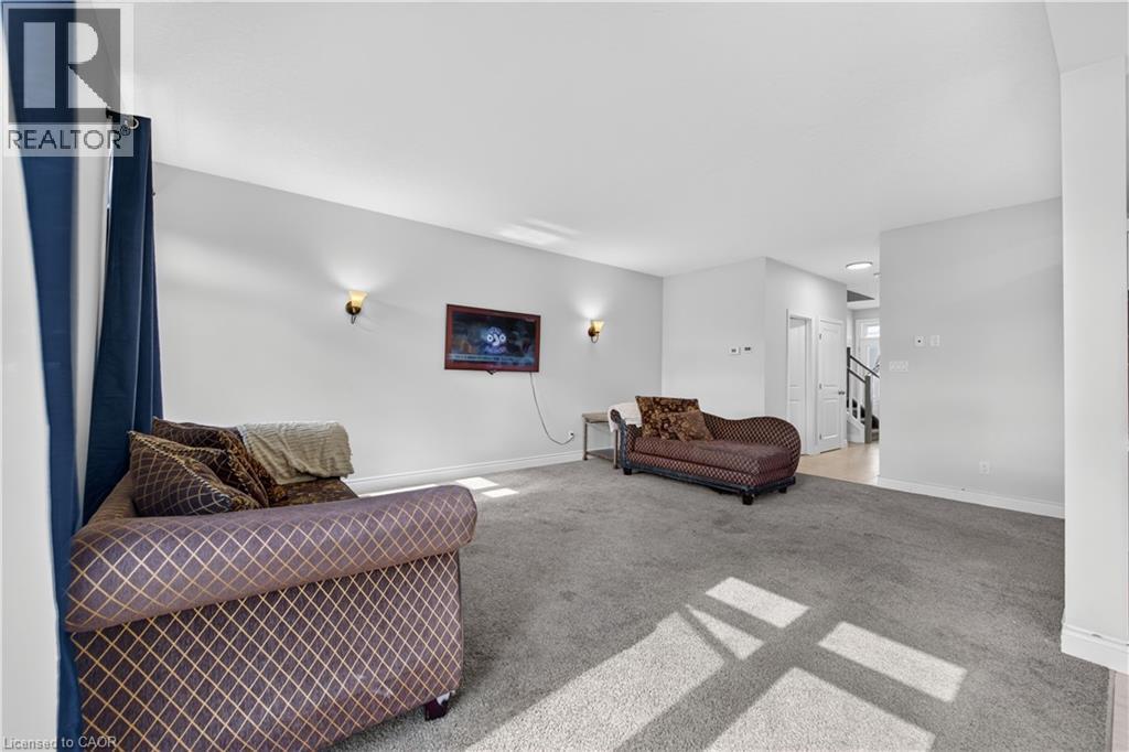 32 Ashberry Place, St. Thomas, Ontario  N5R 0H7 - Photo 11 - 40832786