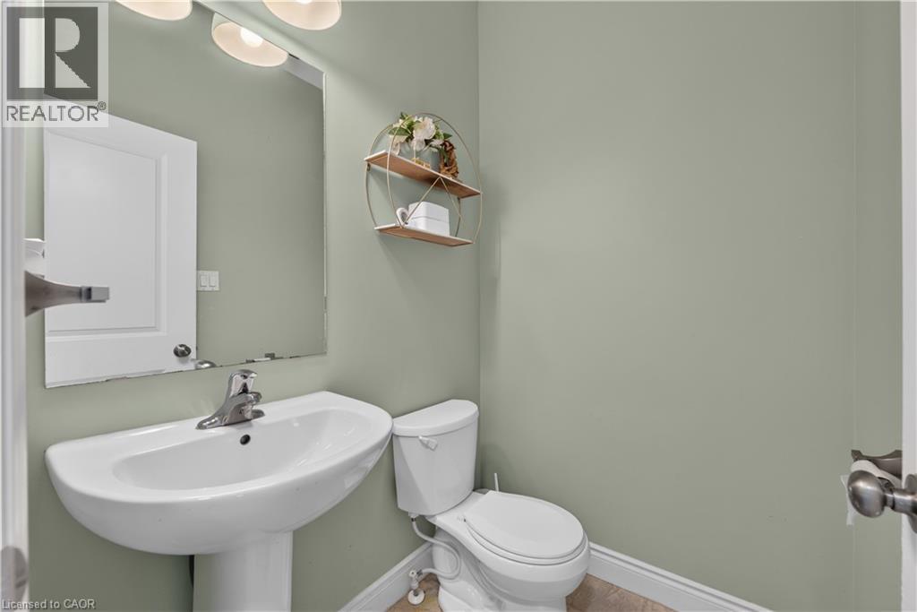32 Ashberry Place, St. Thomas, Ontario  N5R 0H7 - Photo 19 - 40832786