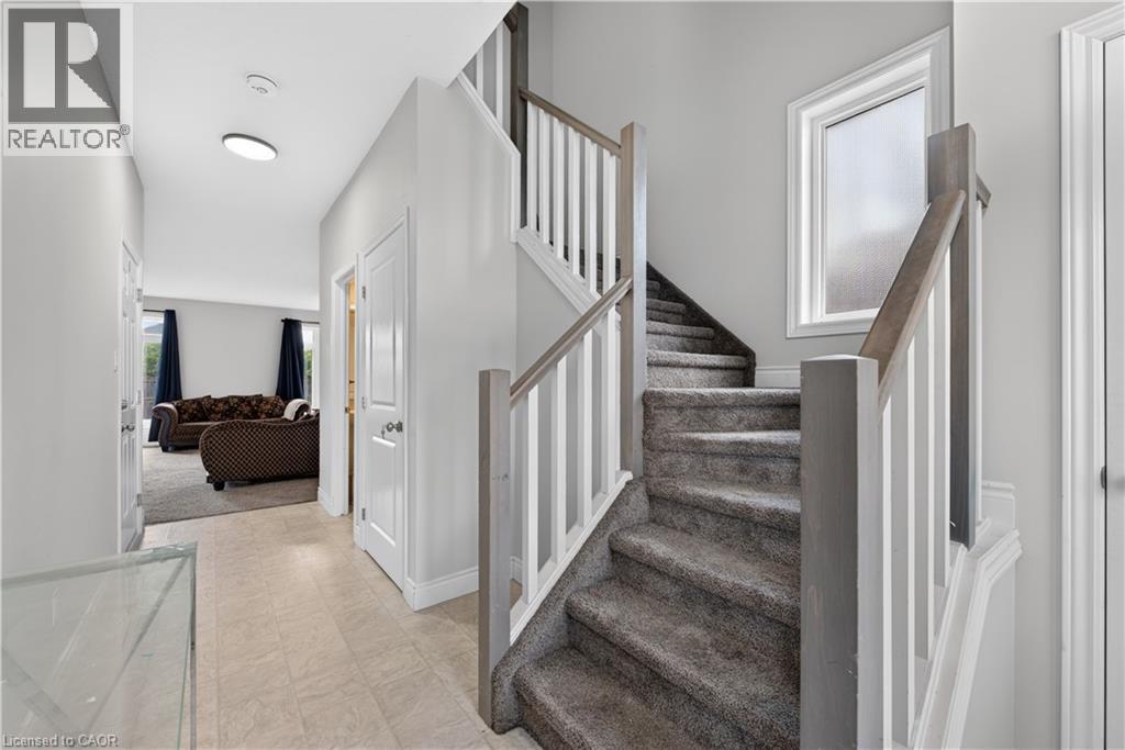 32 Ashberry Place, St. Thomas, Ontario  N5R 0H7 - Photo 20 - 40832786