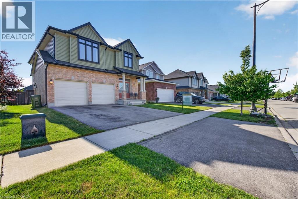 32 Ashberry Place, St. Thomas, Ontario  N5R 0H7 - Photo 3 - 40832786