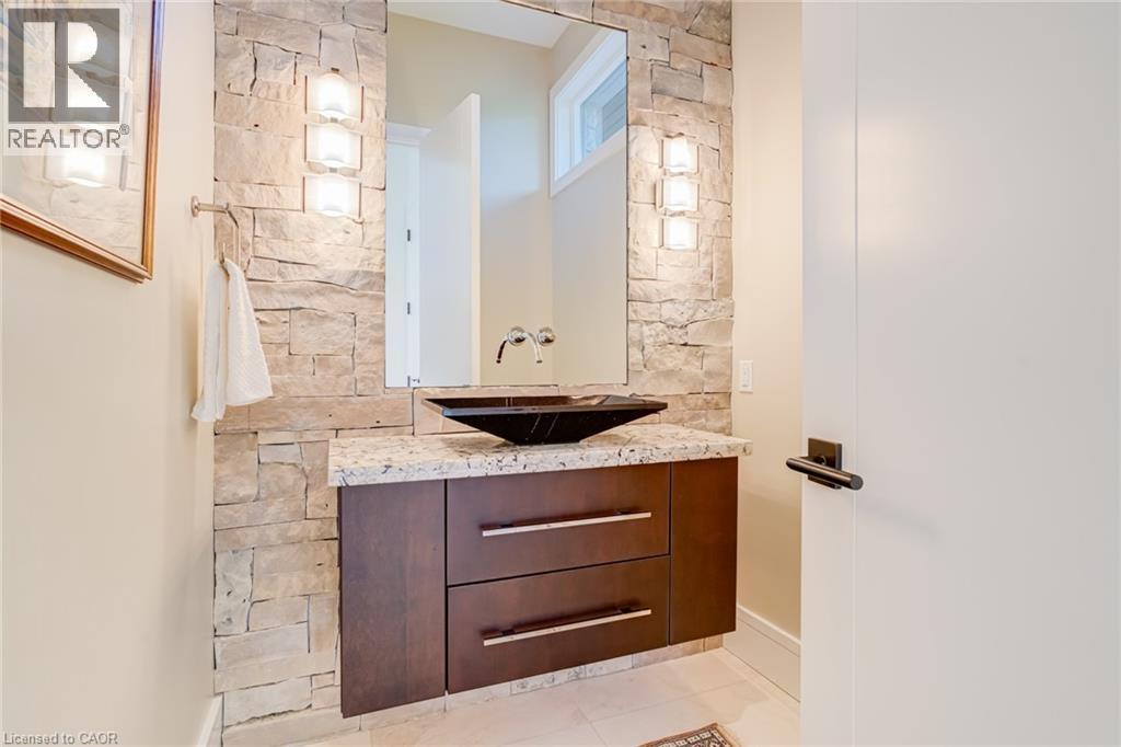 1099 Mineral Springs Road, Ancaster, Ontario  L9H 5E3 - Photo 21 - 40832752