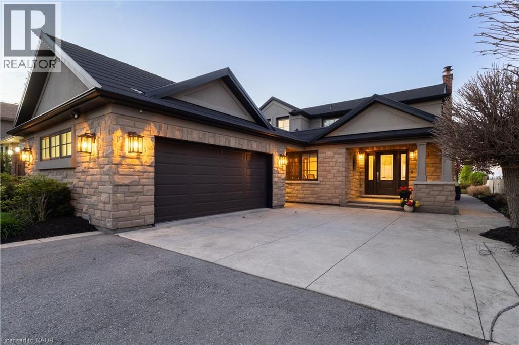97 Lakeview Drive, Stoney Creek, Ontario  L8E 5A6 - Photo 3 - 40832638