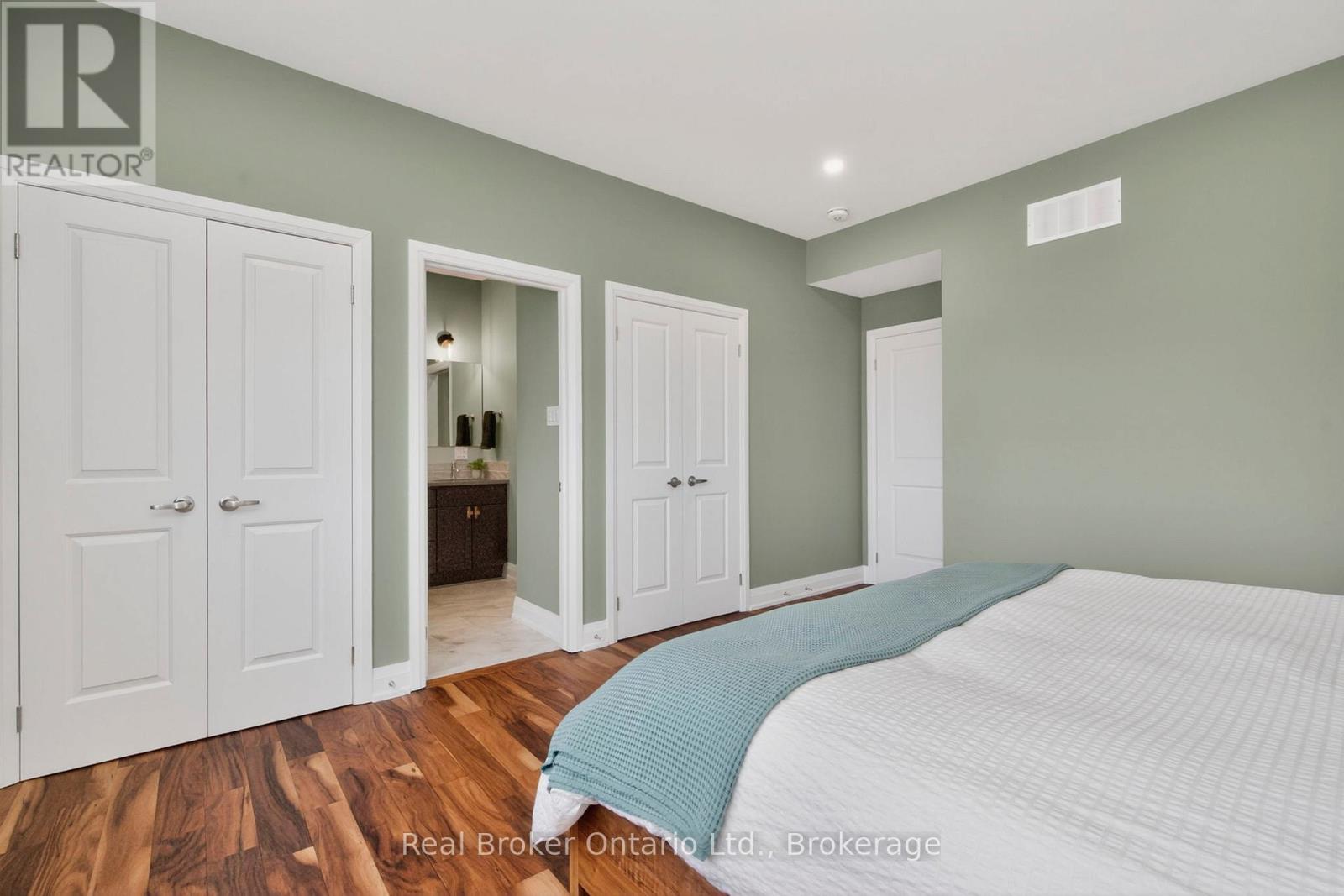 38 Magazine Street, Penetanguishene, Ontario  L9M 0W7 - Photo 21 - S13163818