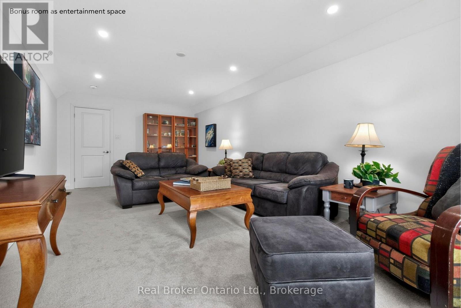 38 Magazine Street, Penetanguishene, Ontario  L9M 0W7 - Photo 27 - S13163818