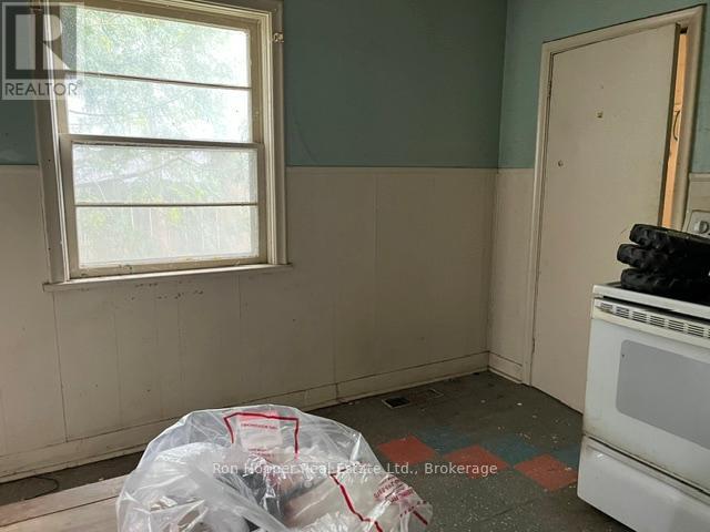 1086 3rd Avenue E, Owen Sound, Ontario  N4K 2L2 - Photo 20 - X13163702