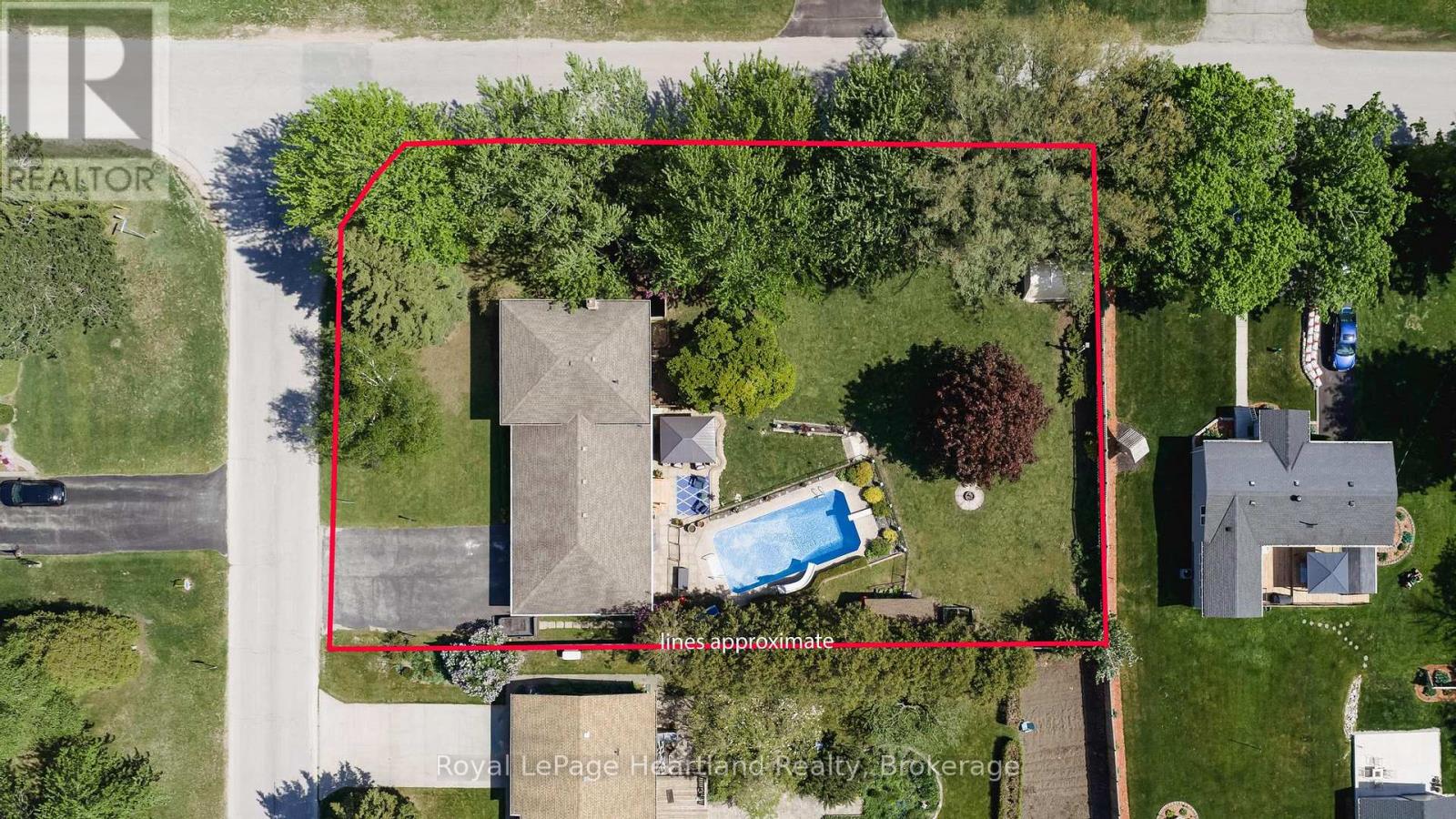 36589 Dunlop Drive, Ashfield-Colborne-Wawanosh, Ontario  N7A 3Y1 - Photo 2 - X13163744