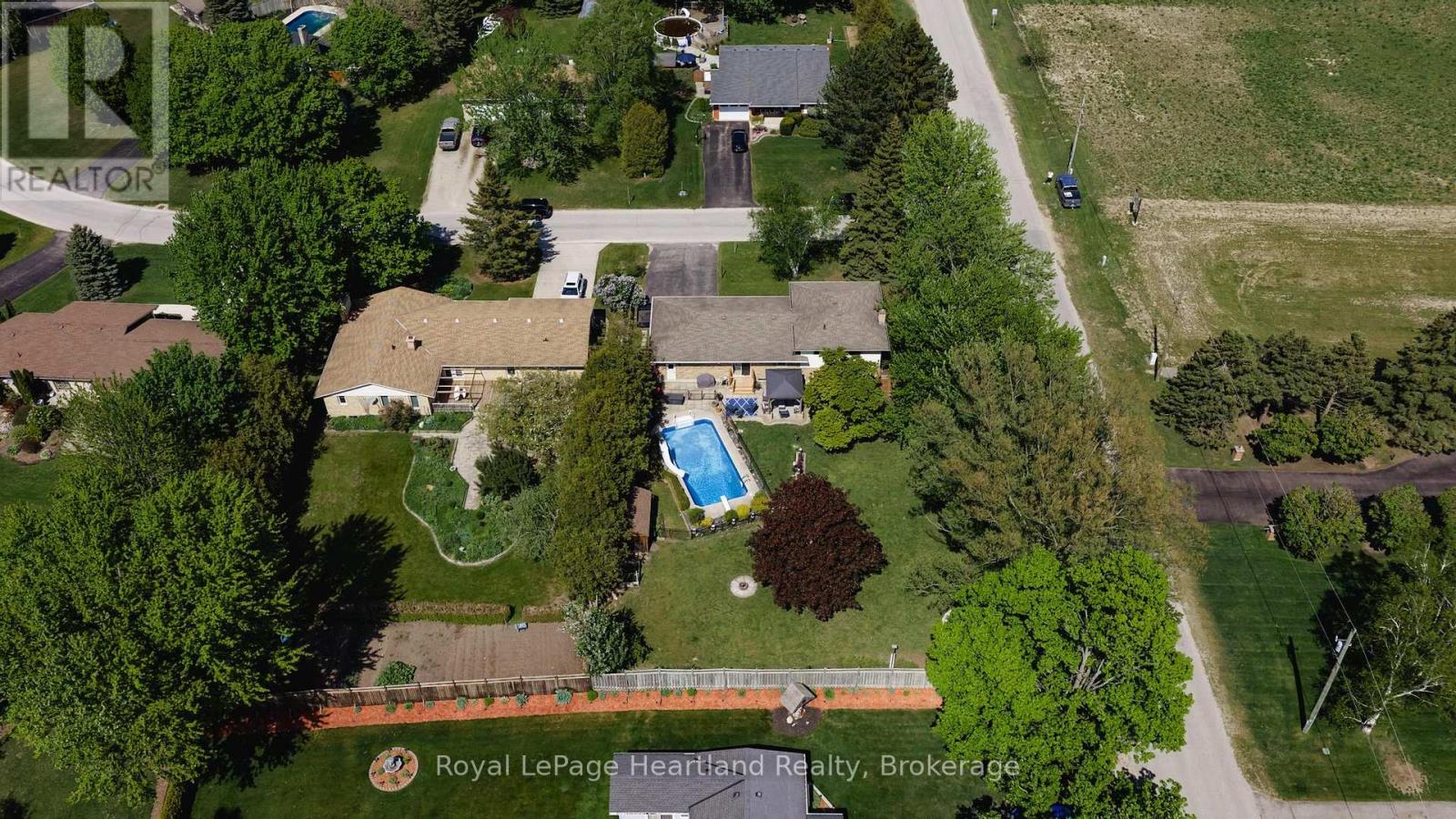 36589 Dunlop Drive, Ashfield-Colborne-Wawanosh, Ontario  N7A 3Y1 - Photo 40 - X13163744