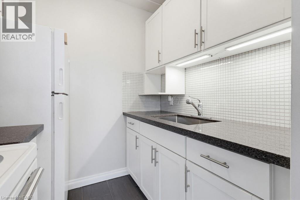 107 St. Joseph's Drive Unit# 404, Hamilton, Ontario  L8N 2G1 - Photo 12 - 40832811