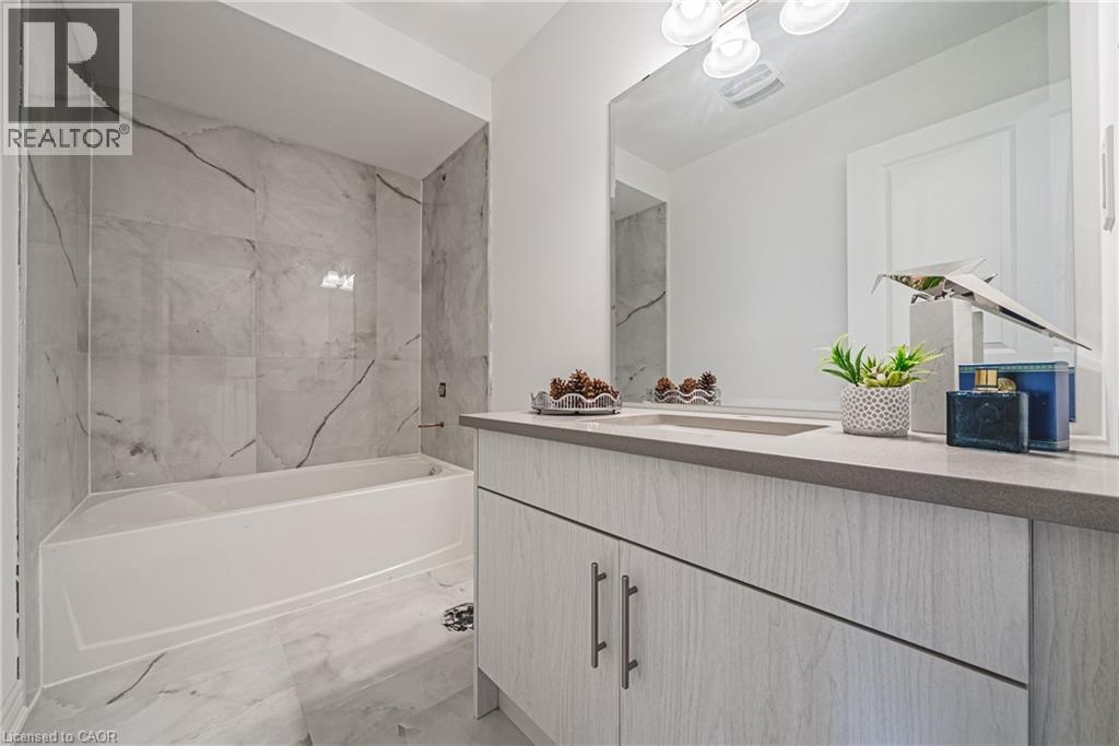 11 Davinci Boulevard, Hamilton, Ontario  L9B 1B7 - Photo 23 - 40832666