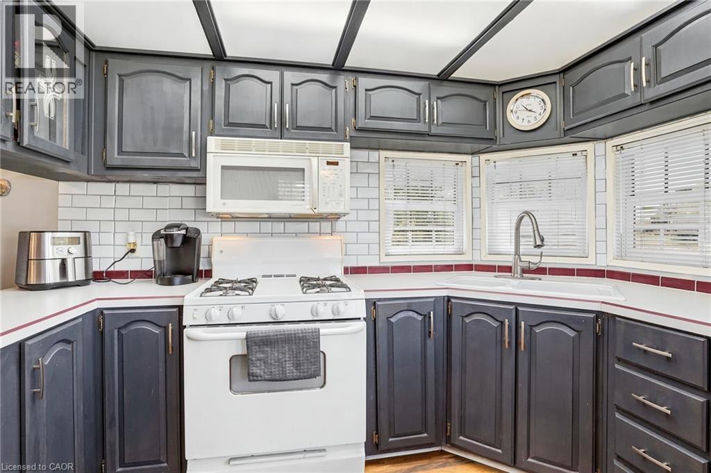2490 Governors Road Unit# B34, Hamilton, Ontario  L0R 1T0 - Photo 11 - 40830750