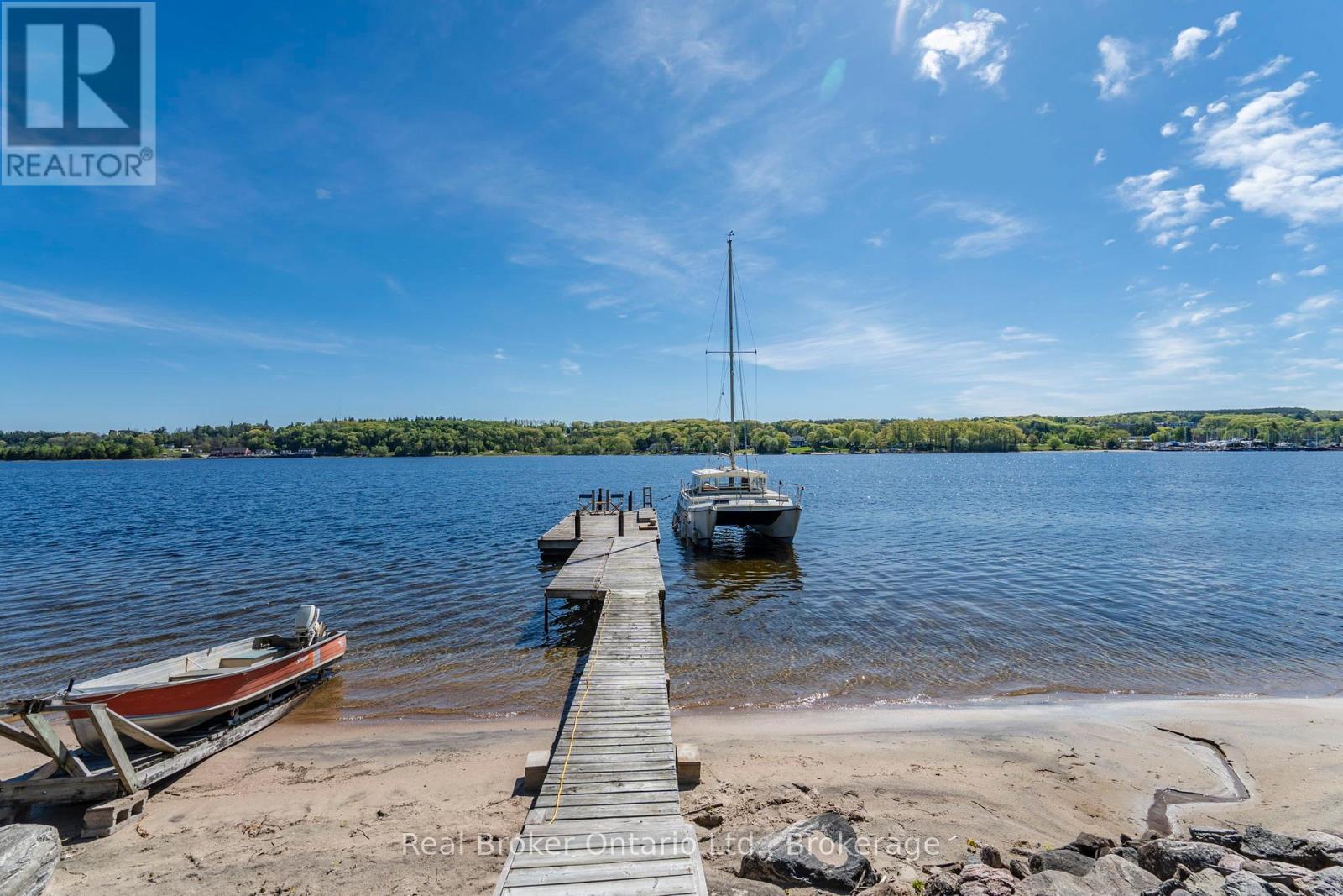 437 Champlain Road, Penetanguishene, Ontario  L9M 1S5 - Photo 10 - S13164170