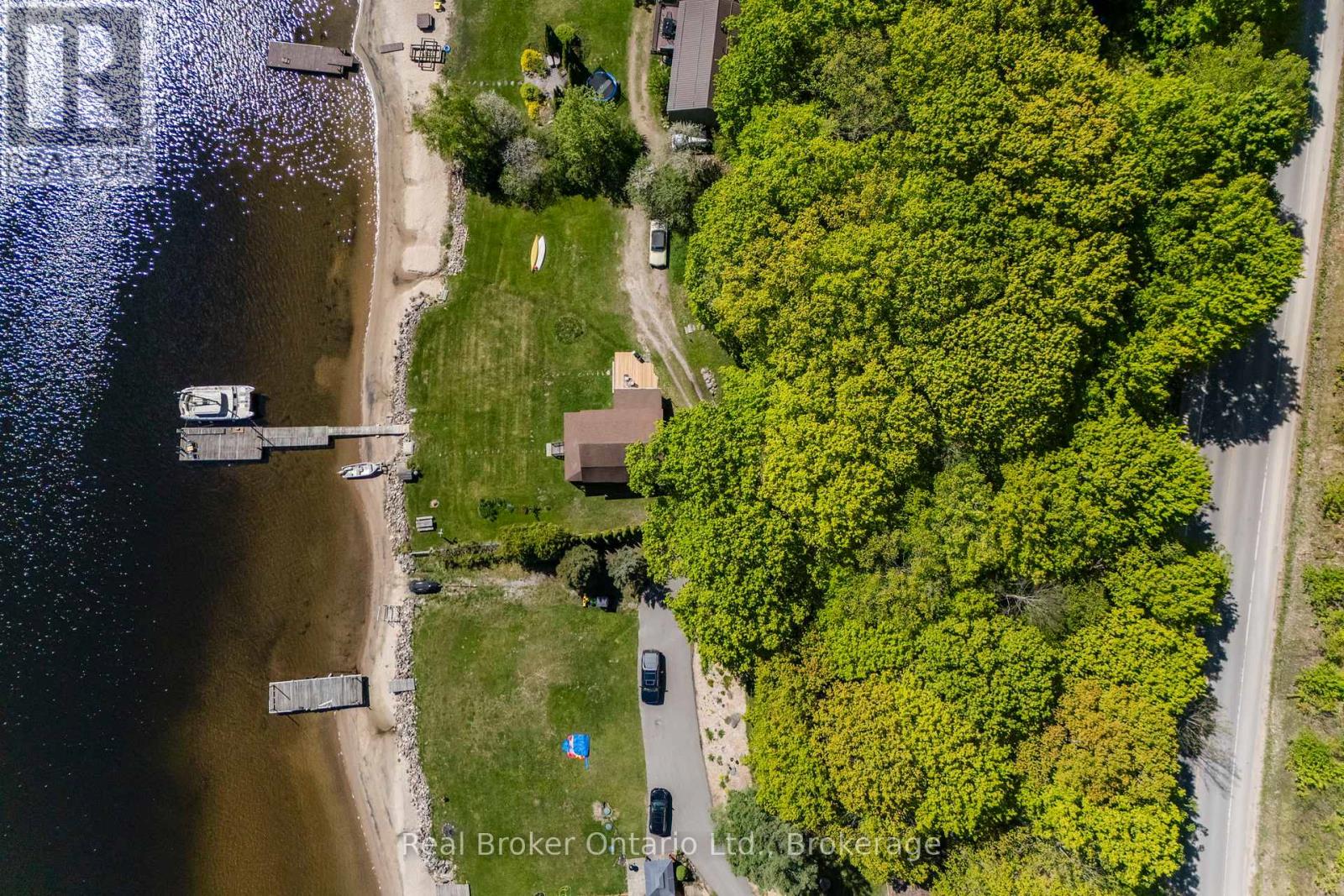 437 Champlain Road, Penetanguishene, Ontario  L9M 1S5 - Photo 3 - S13164170