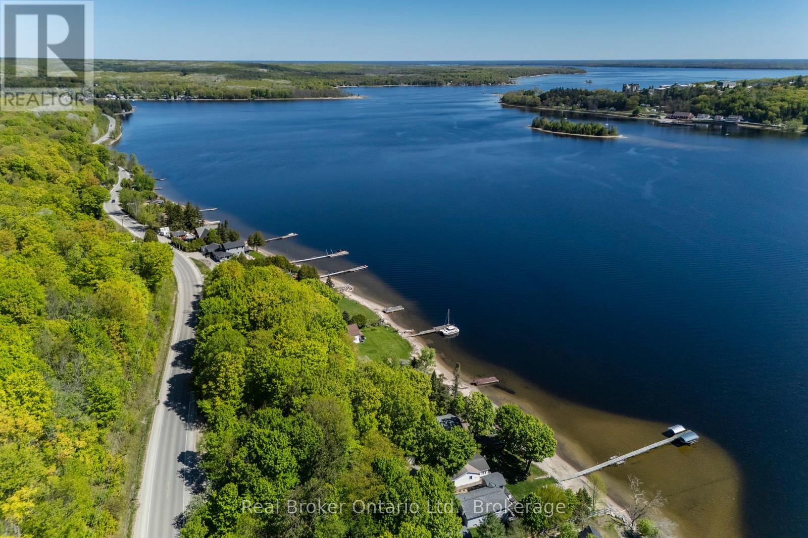 437 Champlain Road, Penetanguishene, Ontario  L9M 1S5 - Photo 4 - S13164170