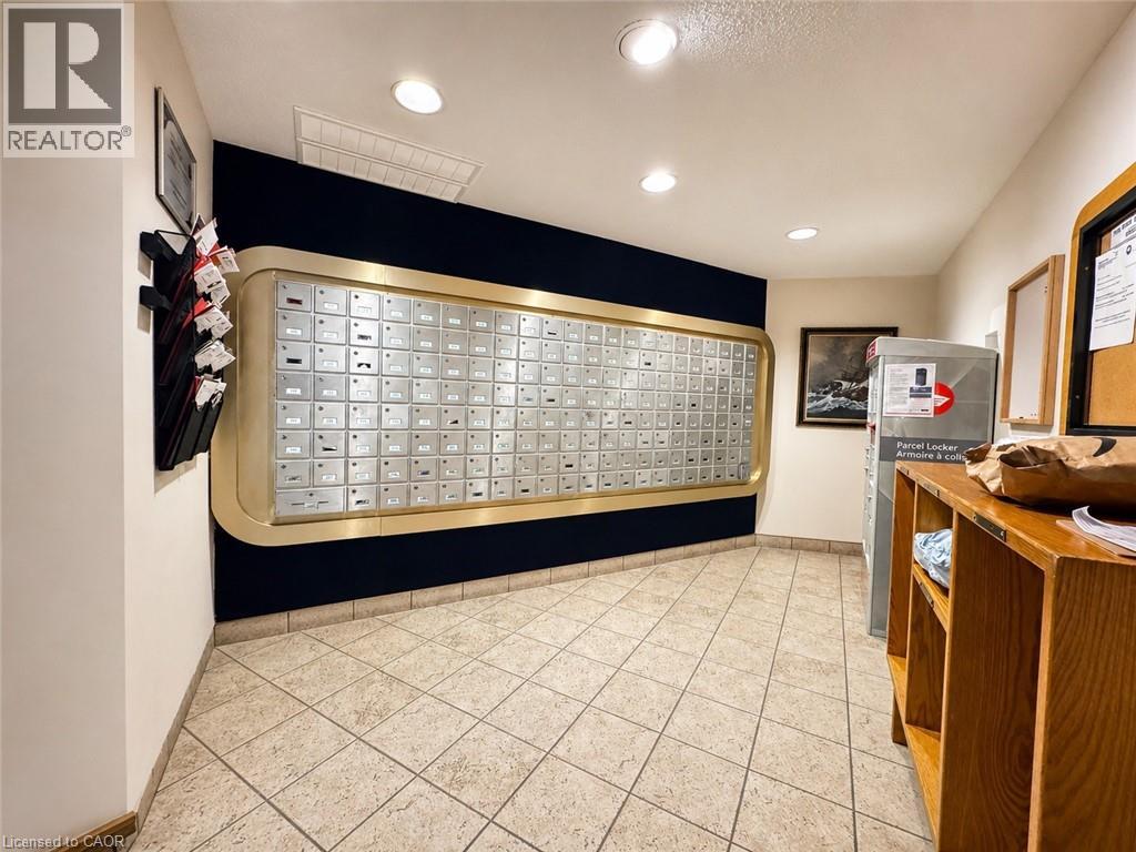 5250 Lakeshore Road Unit# 602, Burlington, Ontario  L7L 5L2 - Photo 10 - 40832840