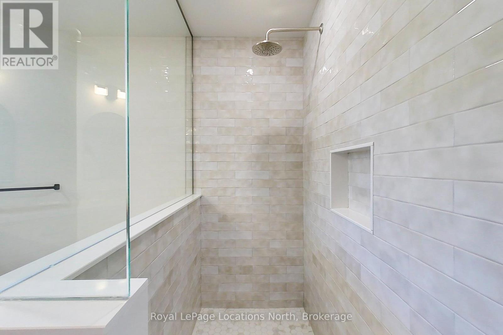 217 Dominion Drive, Clearview, Ontario  L0M 1S0 - Photo 16 - S13164562