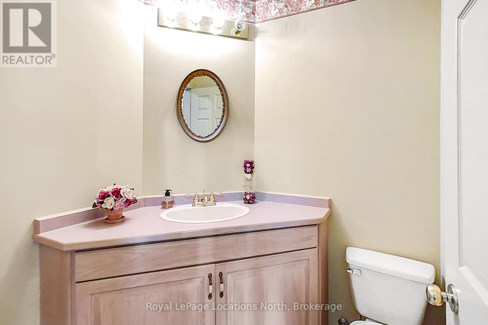 217 Dominion Drive, Clearview, Ontario  L0M 1S0 - Photo 18 - S13164562