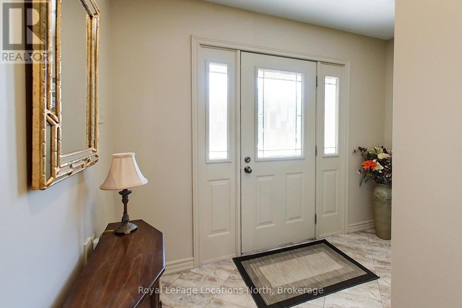 217 Dominion Drive, Clearview, Ontario  L0M 1S0 - Photo 4 - S13164562
