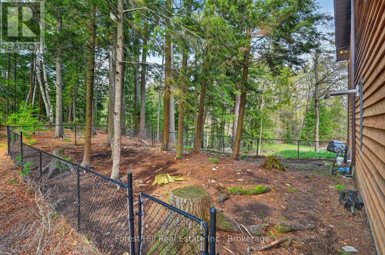 3611 Livingstone Lake Road, Algonquin Highlands, Ontario  P0A 1E0 - Photo 47 - X13164622