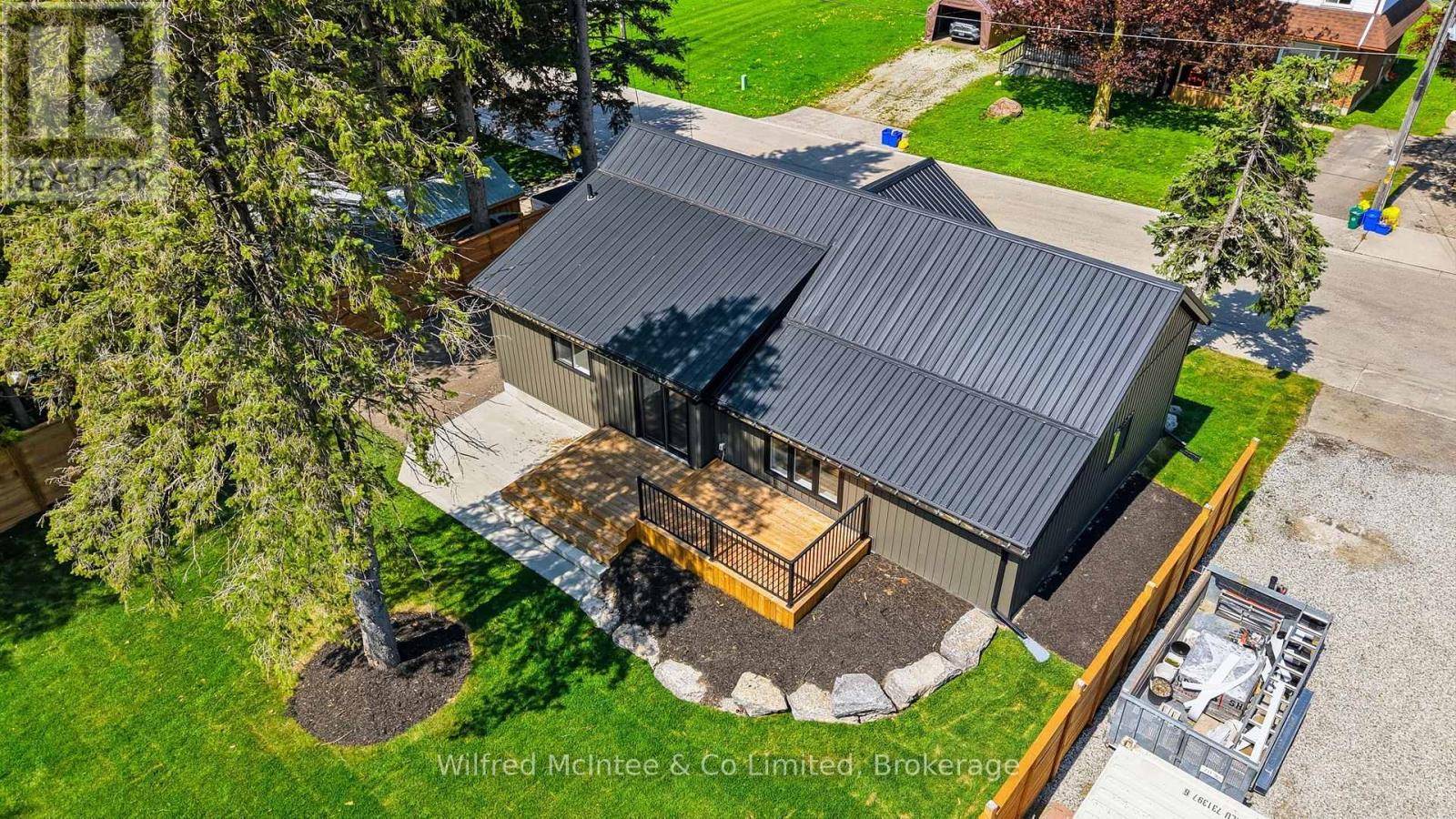 550 Wellington Street, Minto, Ontario  N4W 3G9 - Photo 6 - X13164674