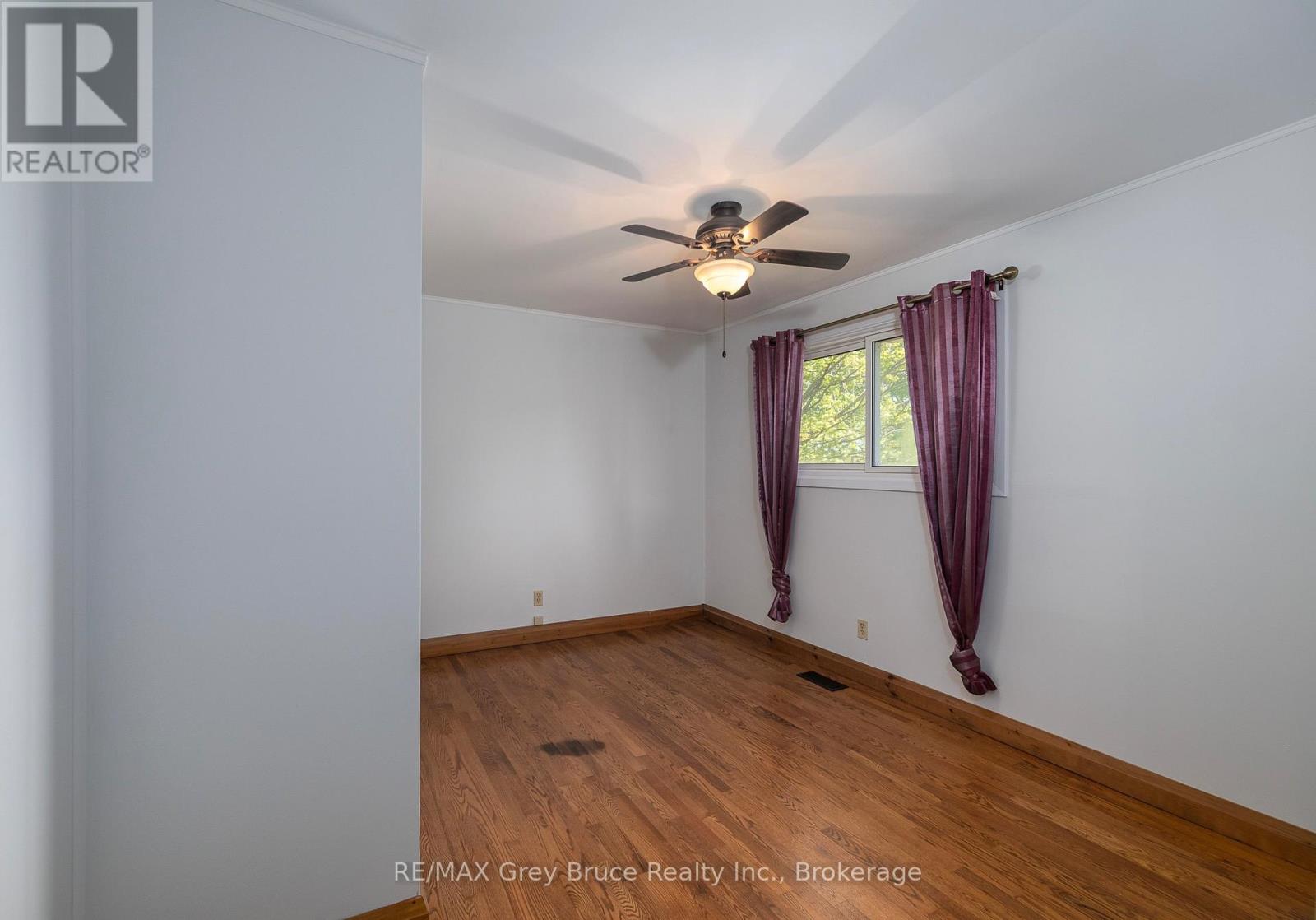 105 Maple Grove Lane, Georgian Bluffs, Ontario  N4K 0G2 - Photo 19 - X13164856