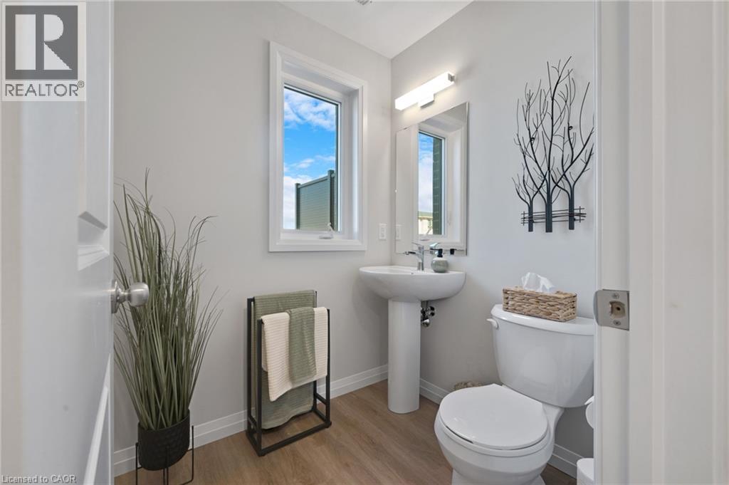 410 Northfield Drive W Unit# E11, Waterloo, Ontario  N2V 0J3 - Photo 15 - 40832893