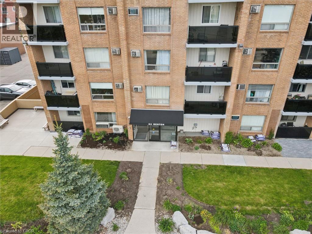 64 Benton Street Unit# 304, Kitchener, Ontario  N2G 4L9 - Photo 4 - 40832067