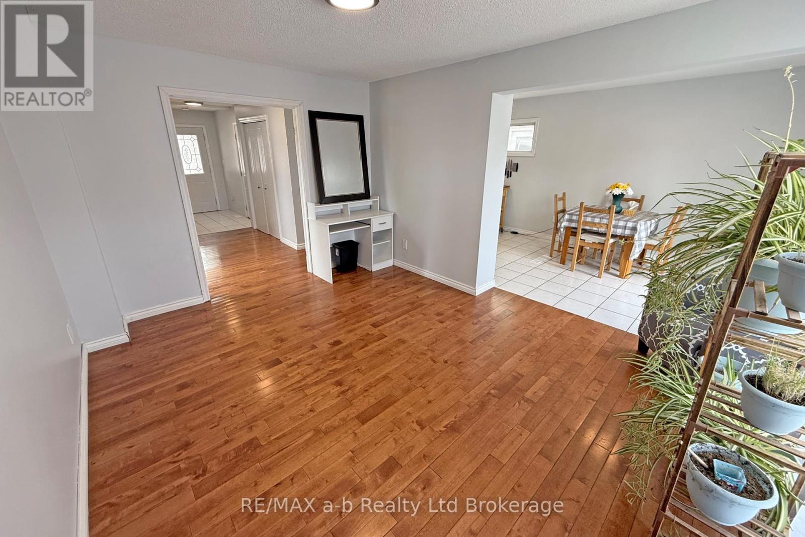 169 Diefenbaker Drive, Woodstock, Ontario  N4S 8V7 - Photo 11 - X13165448