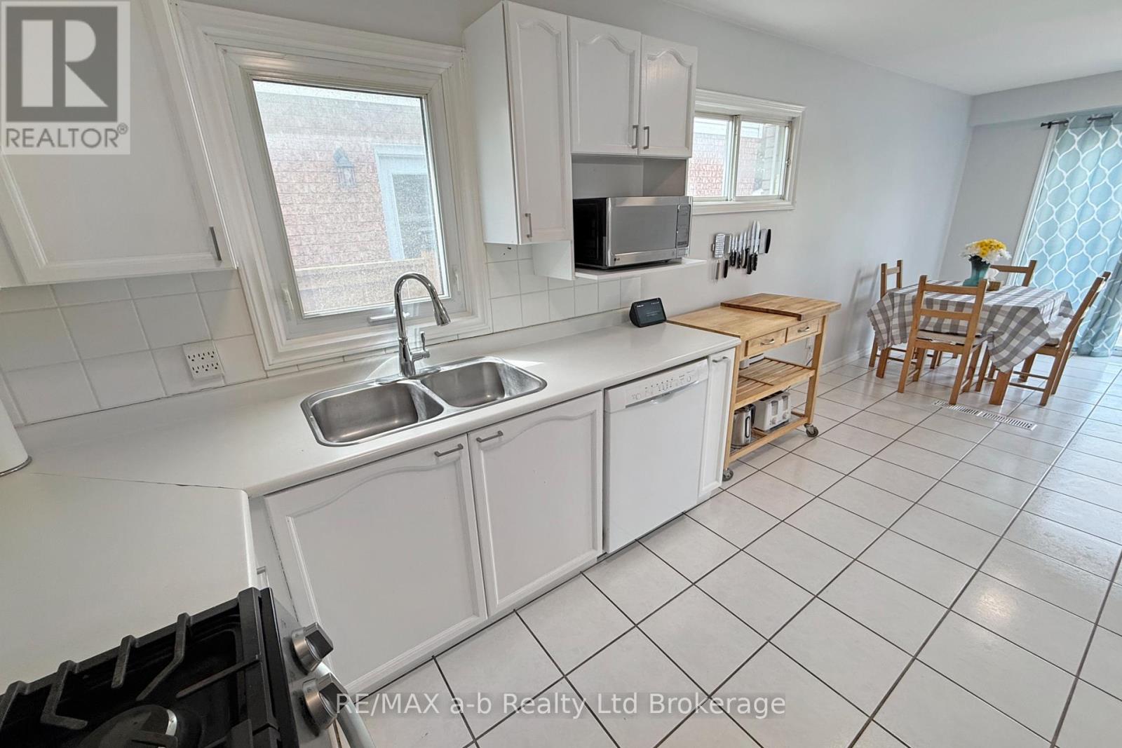 169 Diefenbaker Drive, Woodstock, Ontario  N4S 8V7 - Photo 18 - X13165448