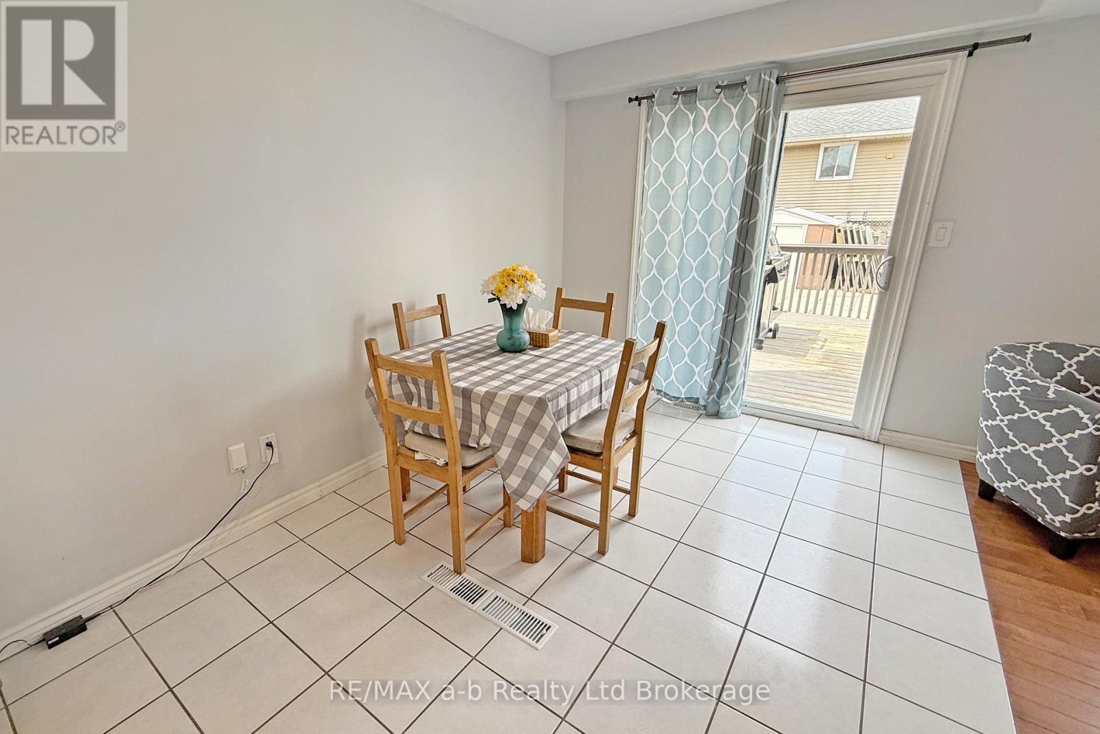 169 Diefenbaker Drive, Woodstock, Ontario  N4S 8V7 - Photo 21 - X13165448
