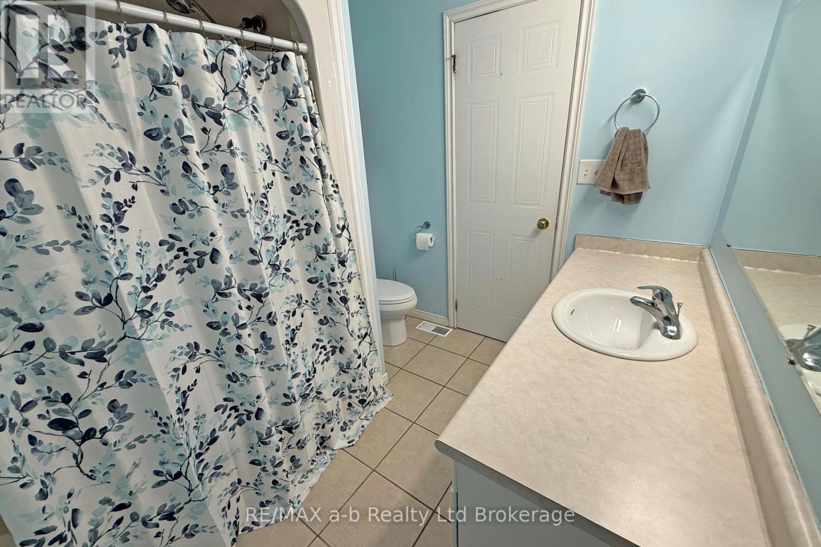 169 Diefenbaker Drive, Woodstock, Ontario  N4S 8V7 - Photo 28 - X13165448