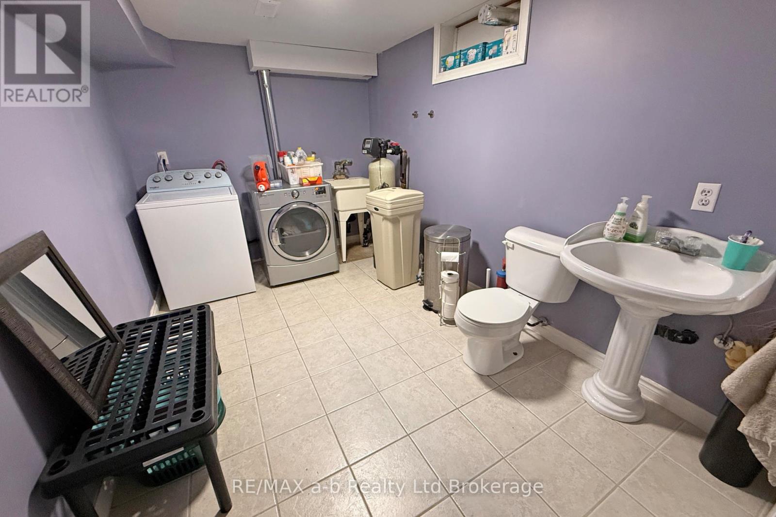 169 Diefenbaker Drive, Woodstock, Ontario  N4S 8V7 - Photo 35 - X13165448