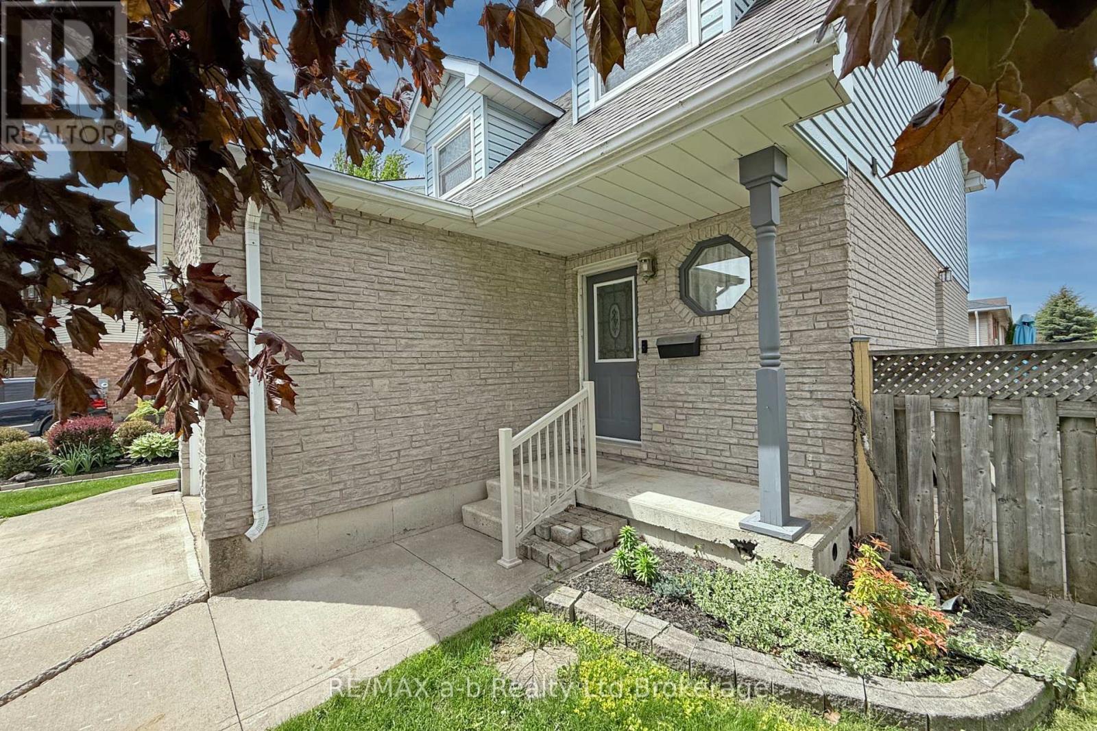 169 Diefenbaker Drive, Woodstock, Ontario  N4S 8V7 - Photo 8 - X13165448
