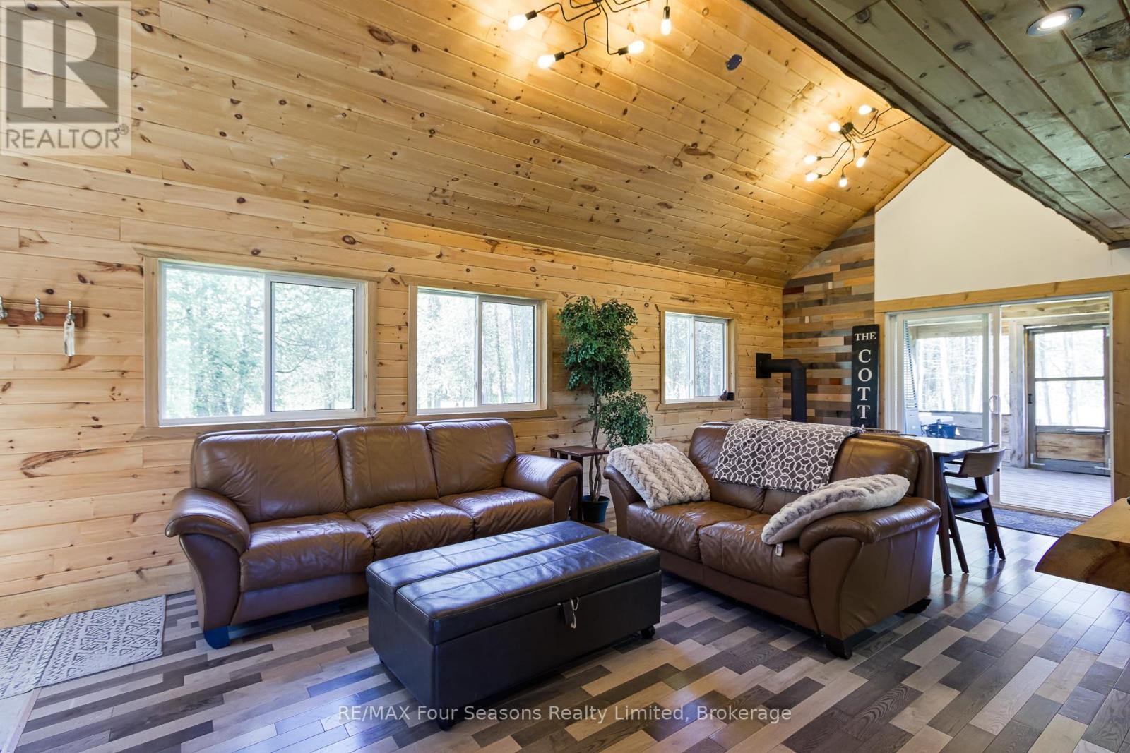 025359 Euph-St Vincent Townline, Meaford, Ontario  N4L 1W5 - Photo 6 - X13165878