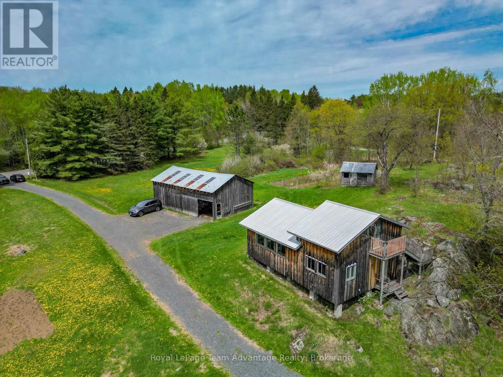 315 Lorimer Lake Road, Mcdougall, Ontario  P2A 2W7 - Photo 5 - X13166068