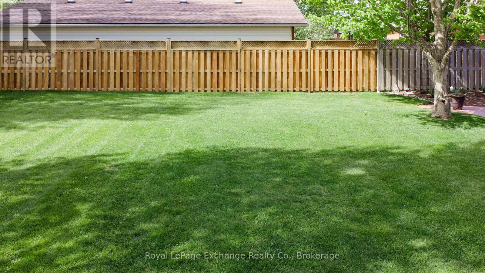 28 Maple Street, Kincardine, Ontario  N0G 2T0 - Photo 8 - X13166146