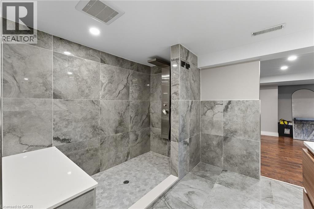 182 Federal Street, Stoney Creek, Ontario  L8E 1N7 - Photo 18 - 40832962