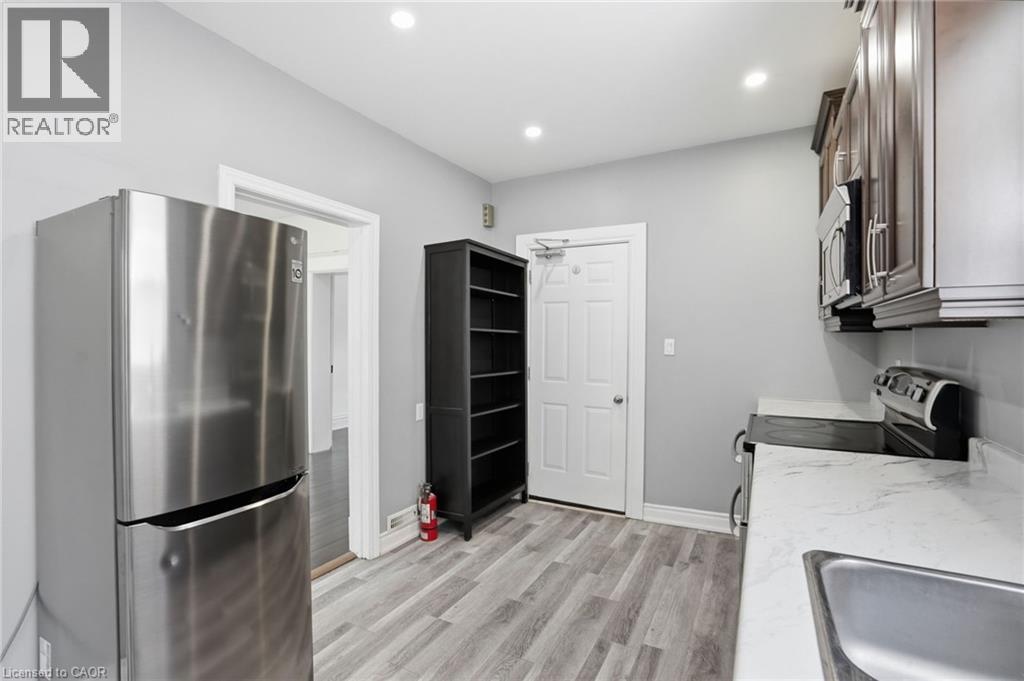 38 Norway Avenue, Hamilton, Ontario  L8M 2V7 - Photo 12 - 40830893