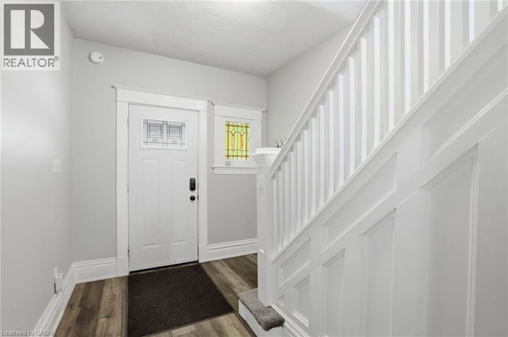 38 Norway Avenue, Hamilton, Ontario  L8M 2V7 - Photo 5 - 40830893