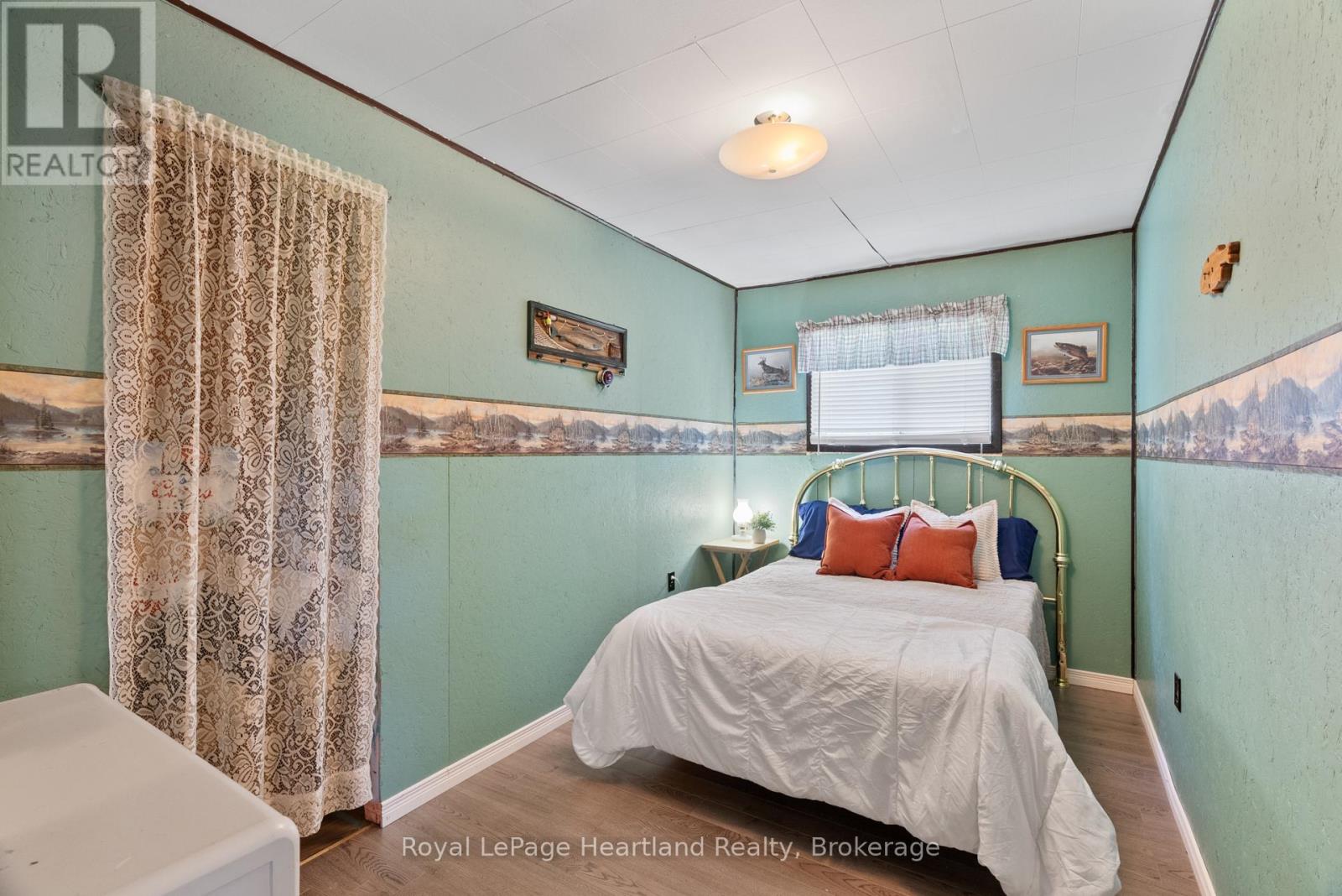 48 Poechman Lane, Brockton, Ontario  N0G 2V0 - Photo 16 - X13167002