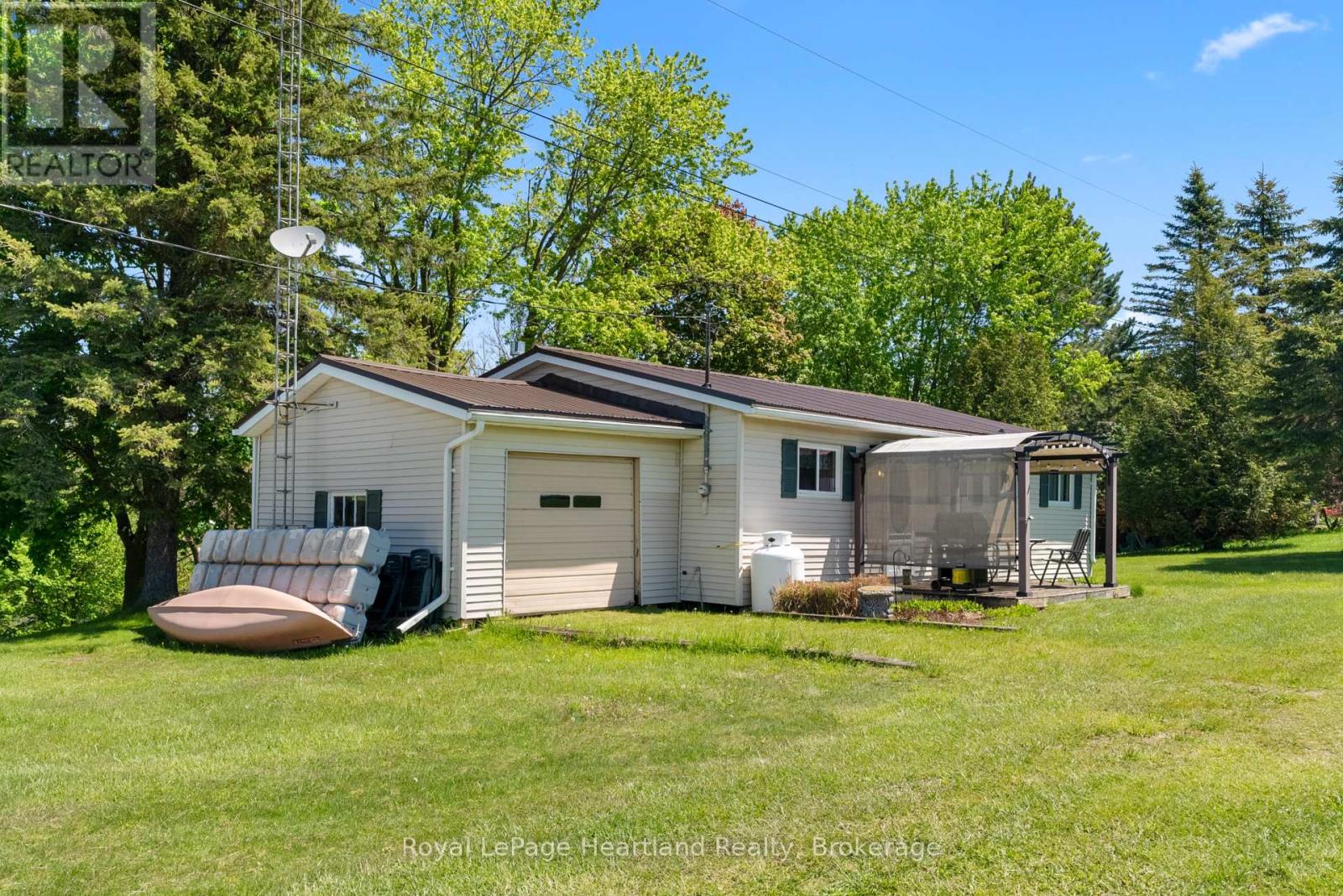48 Poechman Lane, Brockton, Ontario  N0G 2V0 - Photo 6 - X13167002