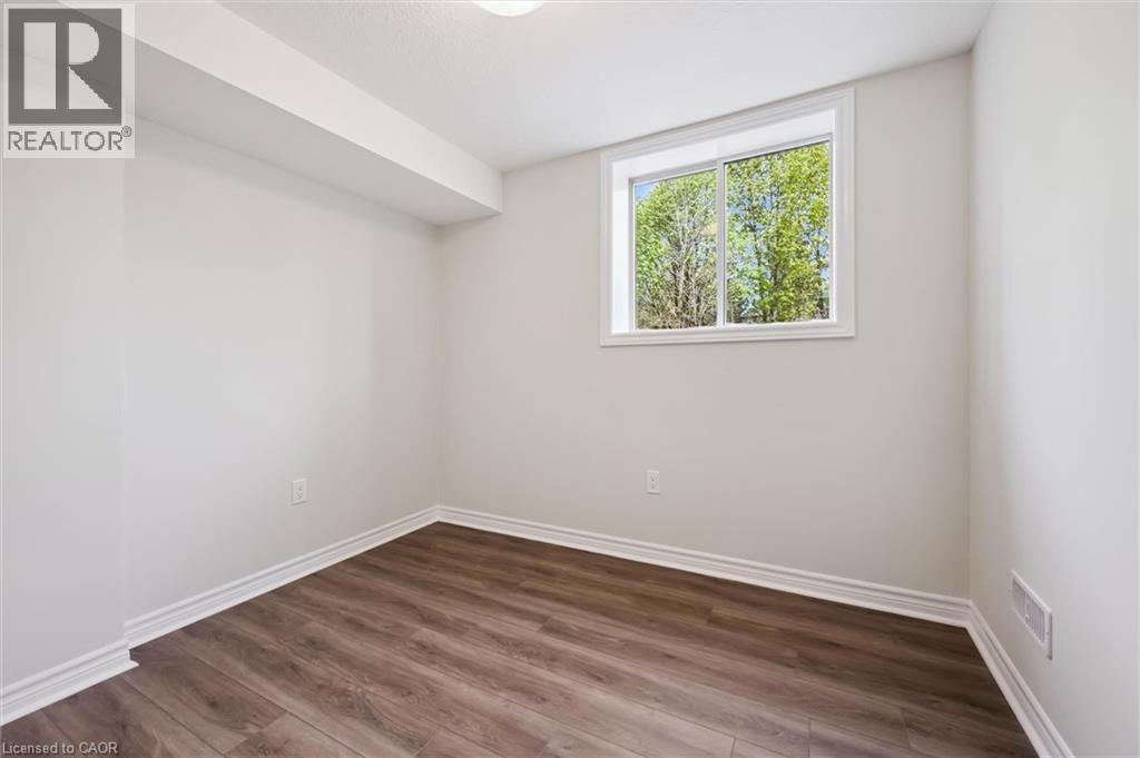 465 Garafraxa Street W Unit# 4, Fergus, Ontario  N1M 1C6 - Photo 20 - 40833019