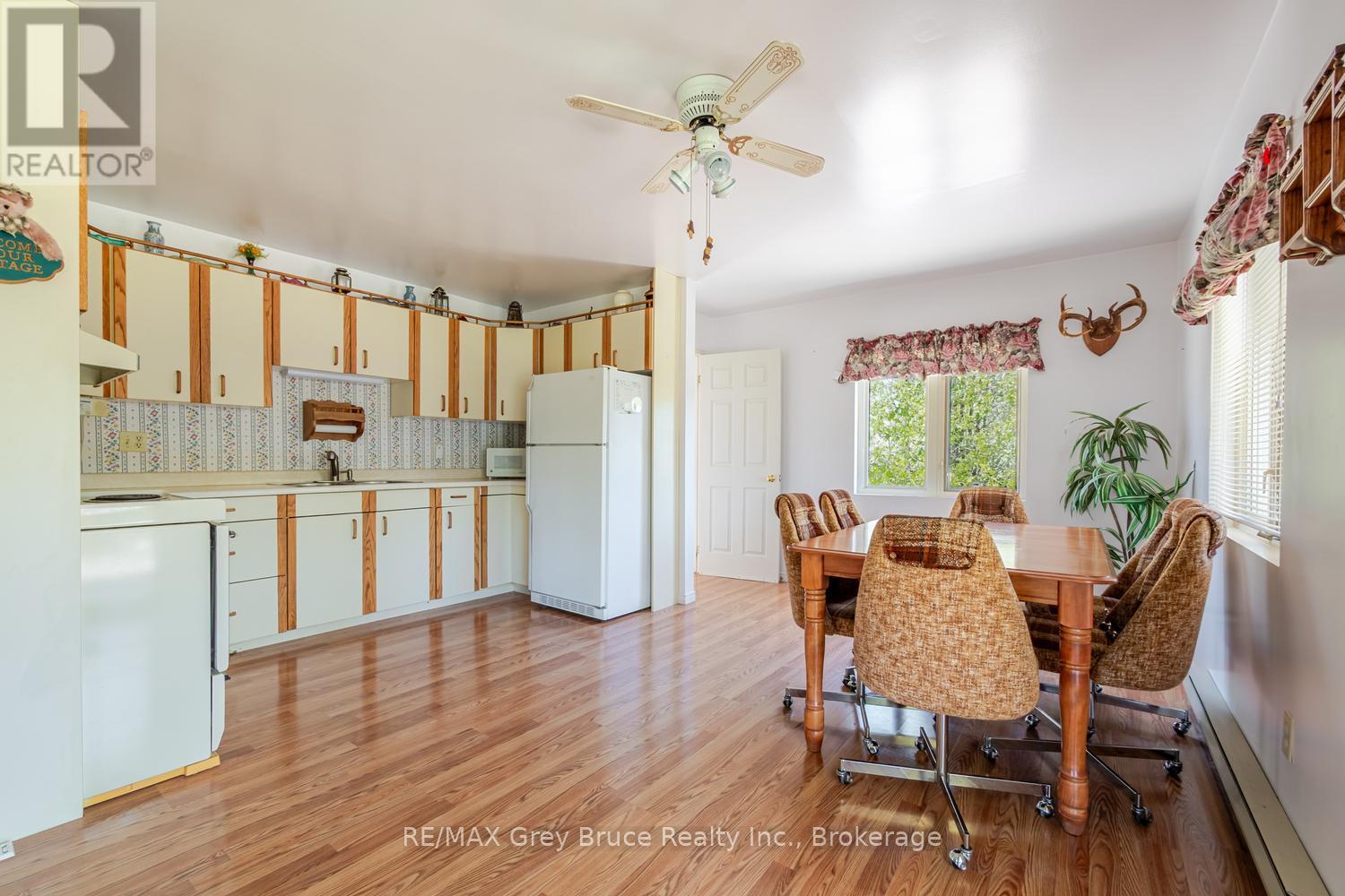 94 Maple Drive, Northern Bruce Peninsula, Ontario  N0H 1Z0 - Photo 12 - X13167246