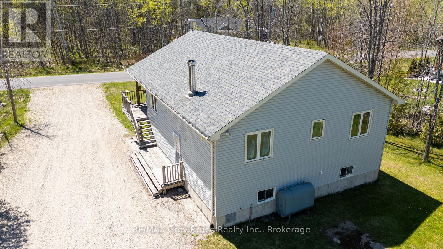 94 Maple Drive, Northern Bruce Peninsula, Ontario  N0H 1Z0 - Photo 4 - X13167246