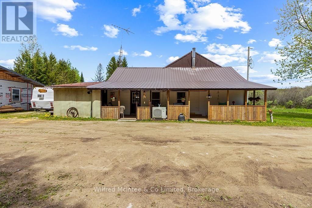135220 Concession Road 8 Road, Chatsworth, Ontario  N0H 1K0 - Photo 2 - X13167312