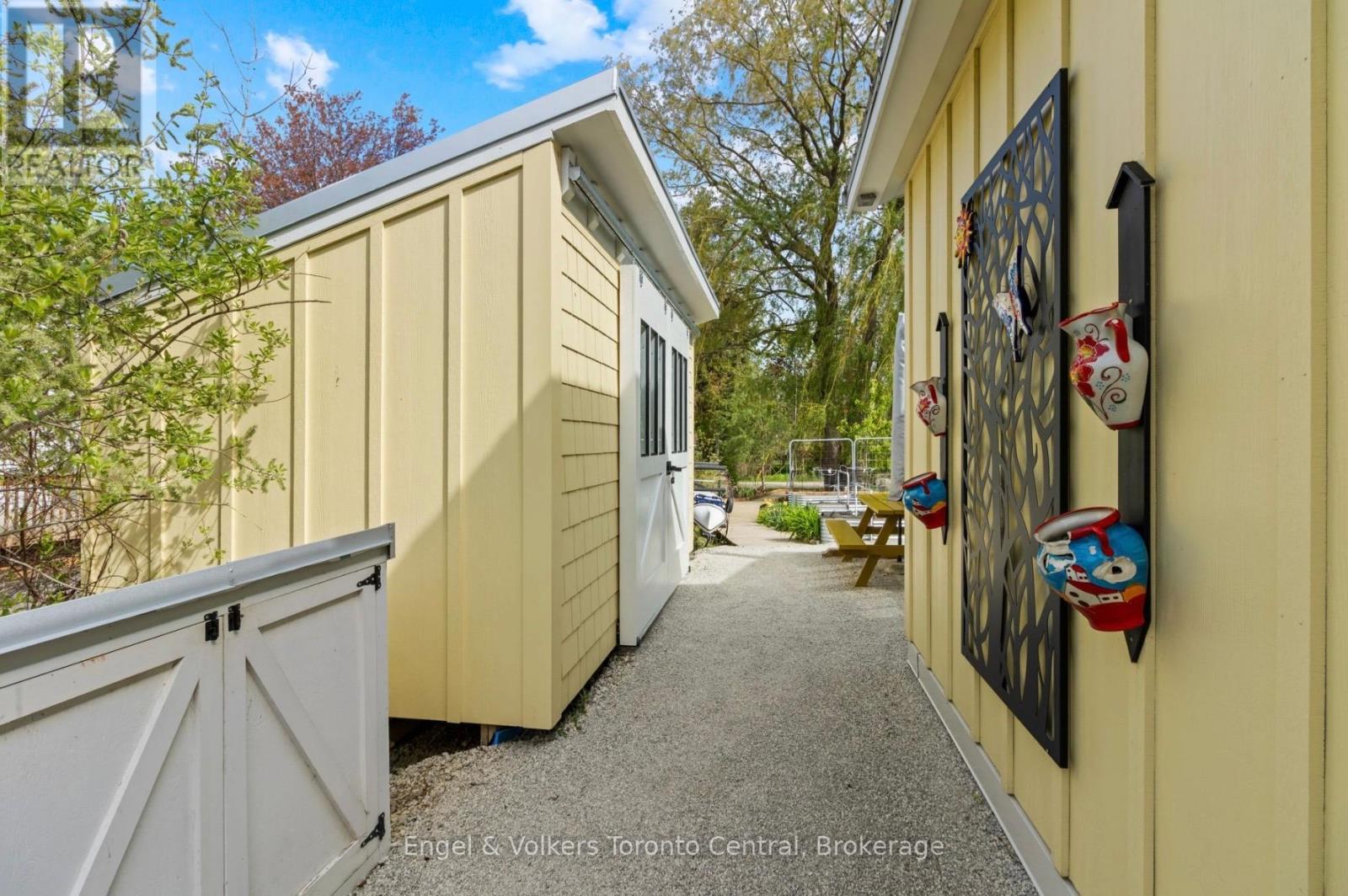 154 Blue Mountain Drive, Blue Mountains, Ontario  L9Y 0K9 - Photo 24 - X13167540
