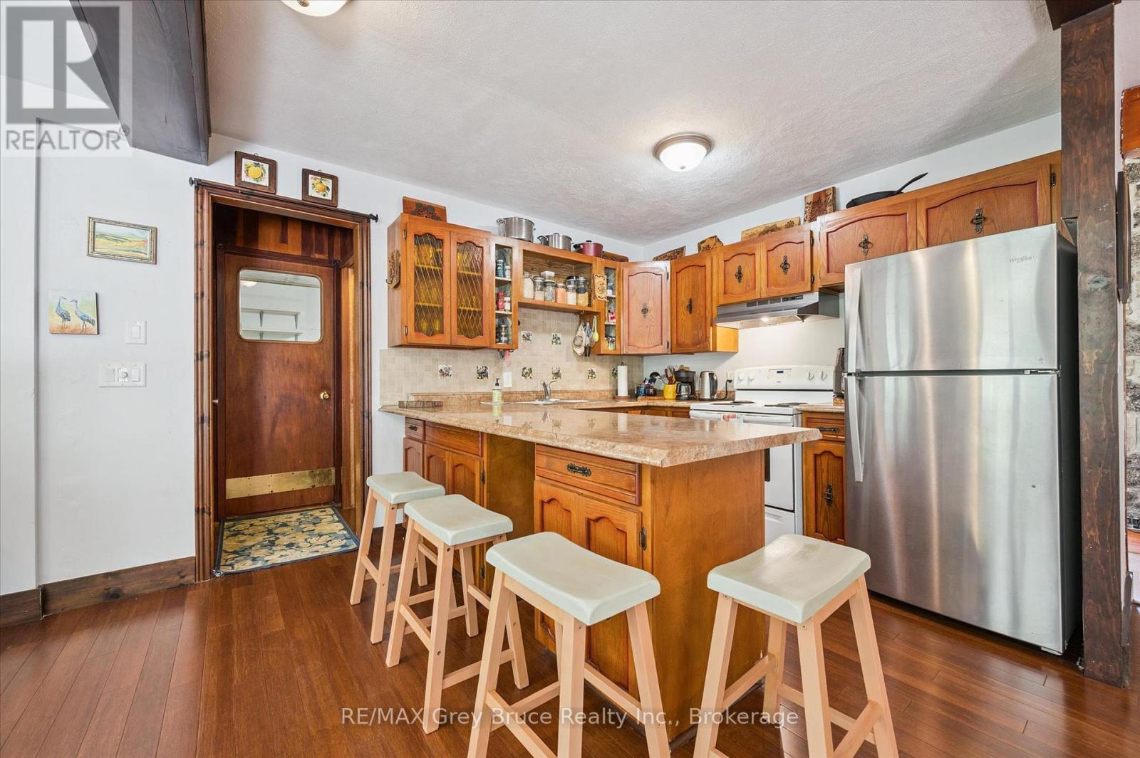 25 Shoreline Drive, Northern Bruce Peninsula, Ontario  N0H 1Z0 - Photo 14 - X13167544