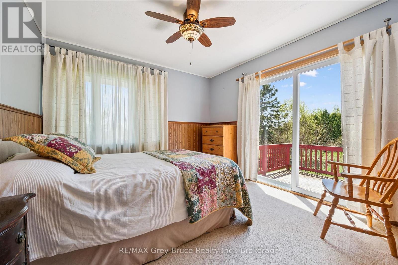 25 Shoreline Drive, Northern Bruce Peninsula, Ontario  N0H 1Z0 - Photo 19 - X13167544