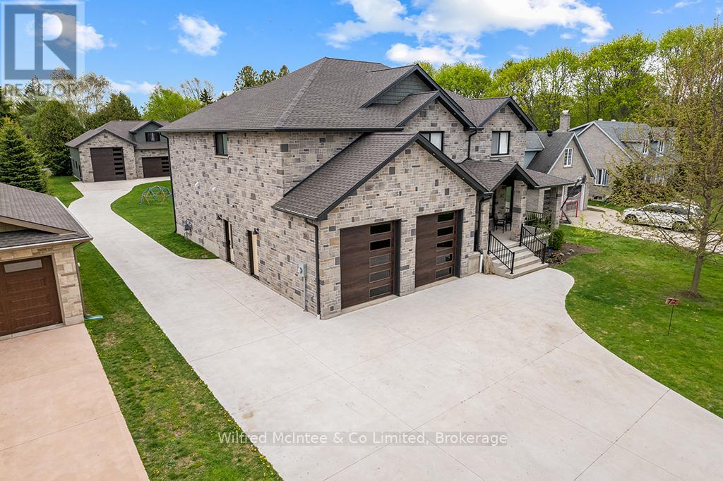 72 Victoria Street S, Saugeen Shores, Ontario  N0H 2L0 - Photo 2 - X13167548
