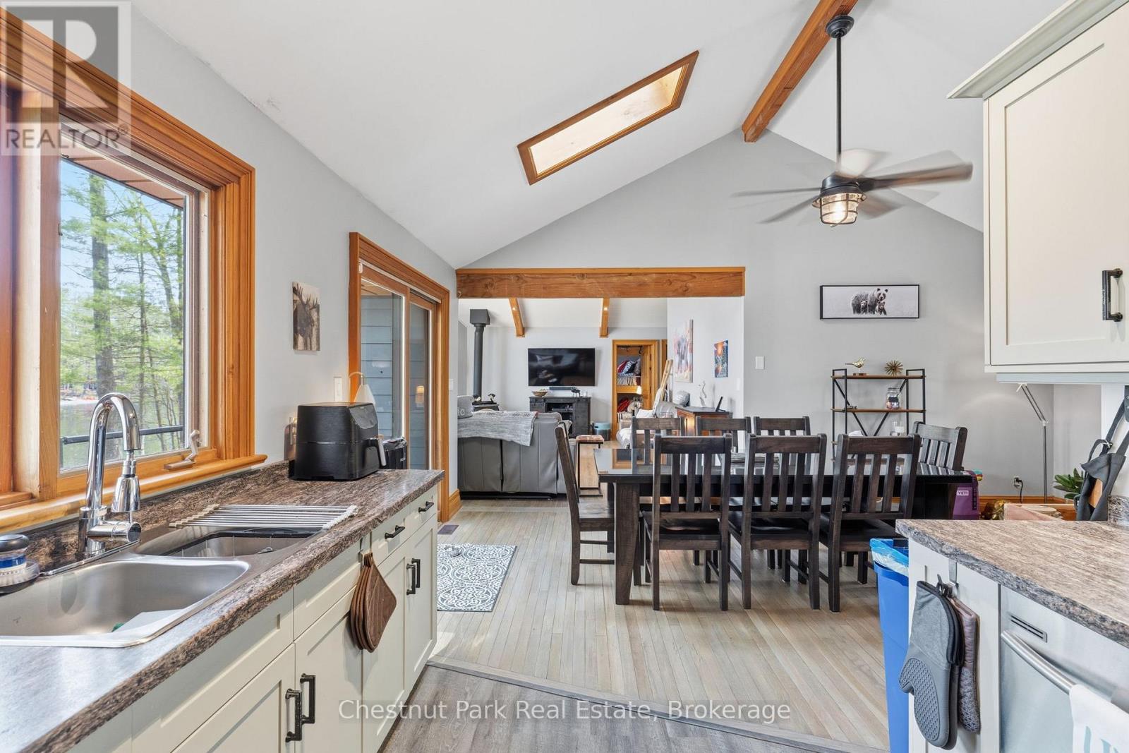 1117 Turtle Lake Road, Gravenhurst, Ontario  P1P 1R2 - Photo 7 - X13167636